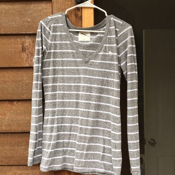 Abercrombie & Fitch Tops - Abercrombie and fitch long sleeve top